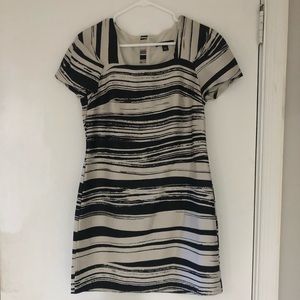 Banana Republic black and white dress